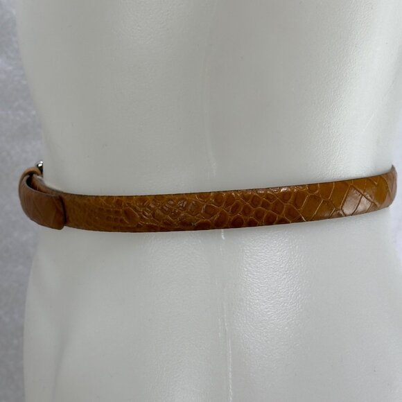 LIZ CLAIBORNE Embossed Leather Belt With Silver-Tone Buckle Tan Size Medium - Picture 3 of 12
